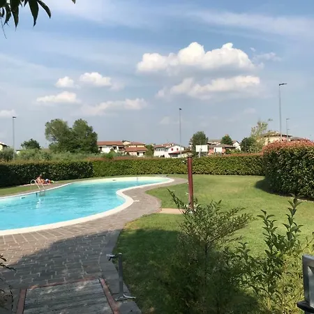 Claudia's House Con Piscina Peschiera del Garda